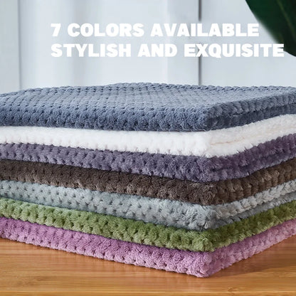 Soft Plush Pet Blanket – Washable Dog & Cat Sofa Pad