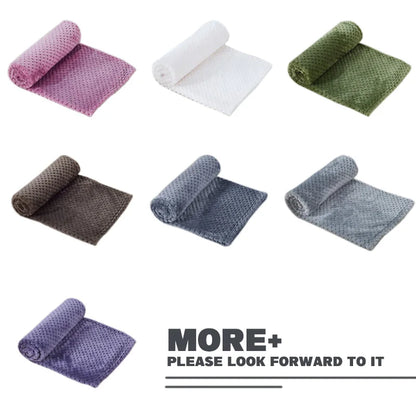 Soft Plush Pet Blanket – Washable Dog & Cat Sofa Pad