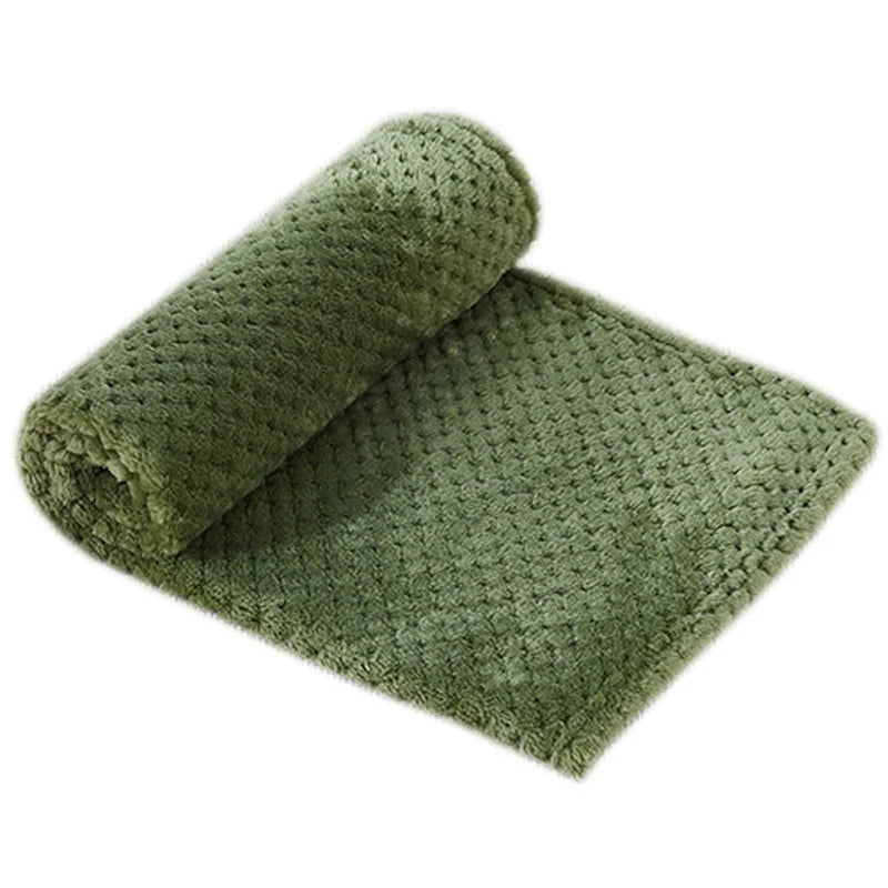 Soft Plush Pet Blanket – Washable Dog & Cat Sofa Pad